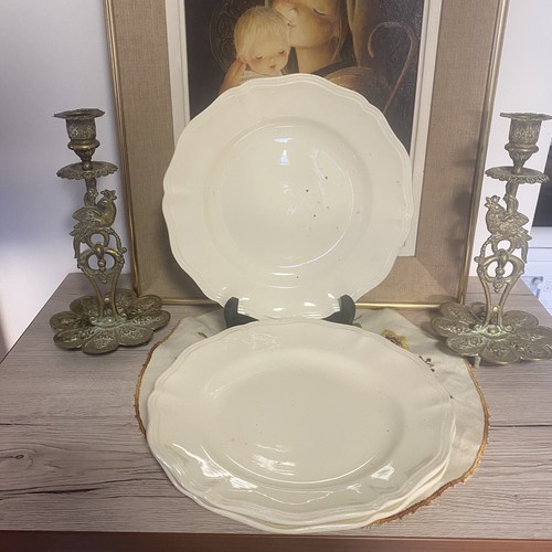 Assiettes plates bords - assiettes,