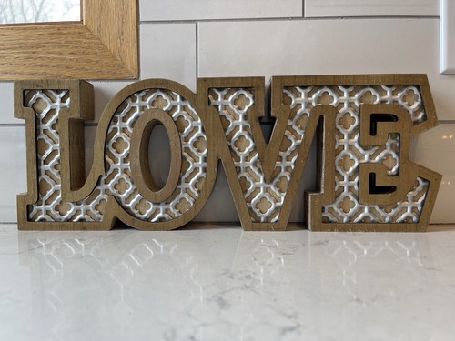 Hallmark wooden love sign - hallmark,