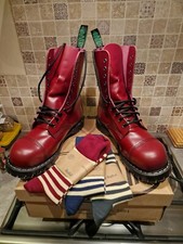  SOLOVAIR  11 TROUS  SKINHEAD FRANÇAIS BOOTS  43 NEUVE