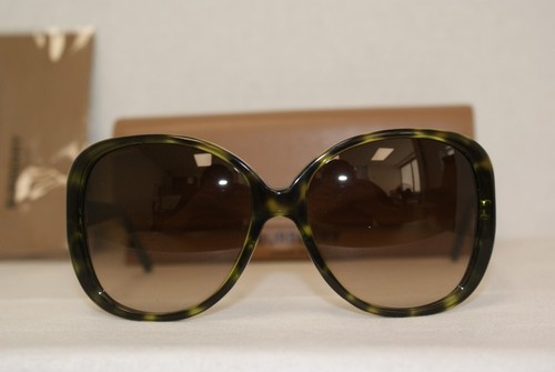 New authentic burberry - authentic,