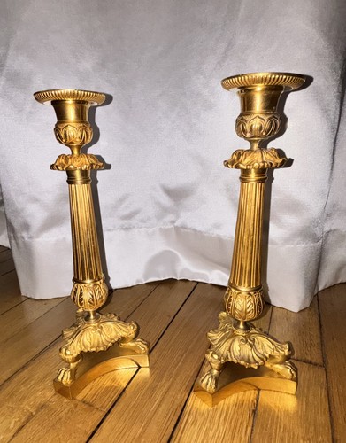 Rares bougeoirs anciens - , en