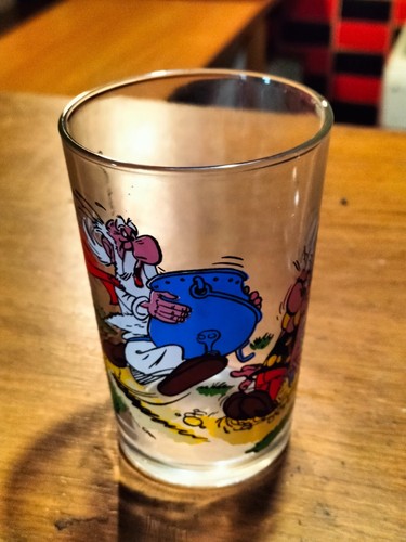 Asterix verre moutarde 1968 - verre,