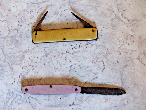 Anciens petits couteaux - petits,