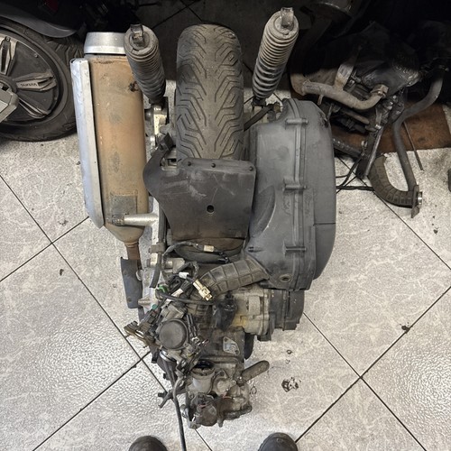 Moteur xmax 125 - moteur,
