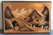 Ancien Tableau en Bois Sculpté : les montagnes enneigées, le chalet - signé Théo