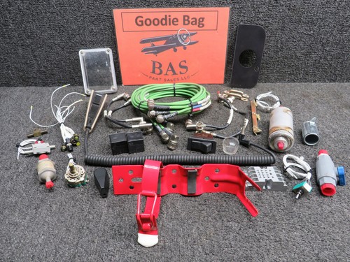 Cirrus sr22 goodie bag with - sr22,