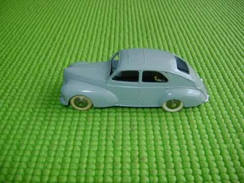 Dinky toys 24r peugeot - dinky,