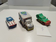 Lot n°7, voitures Cars Disney Pixar 1/55