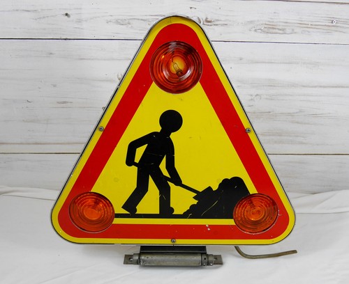 Ancien triangle triflash - ancien, a