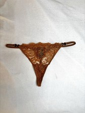String femme porte