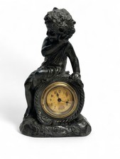 Horloge réveil en composition