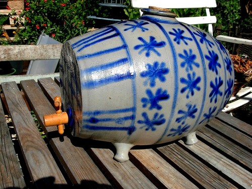 Gros pot tonneau grès - tonneau, en