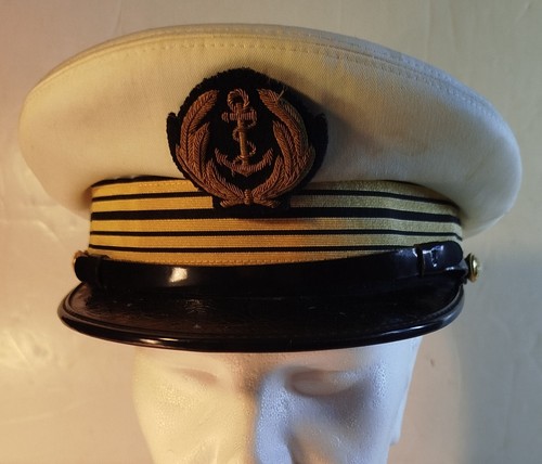 Casquette marine - de, la