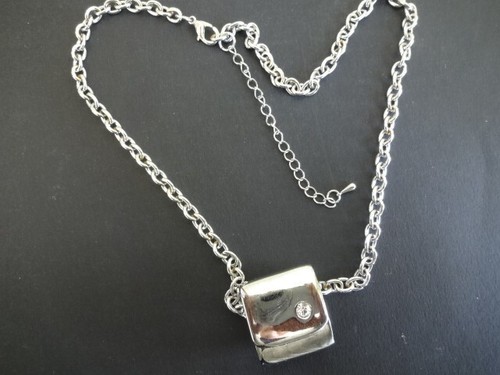 Collier chaîne pendentif - collier, en
