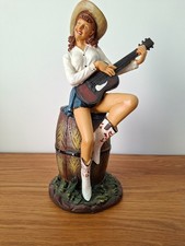 Statuette Pin-Up Cow-Girl