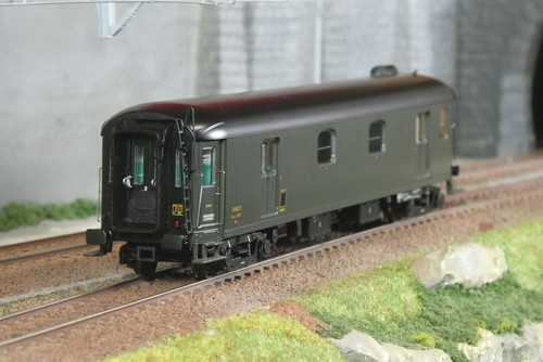 Models 31206 fourgon - ls,