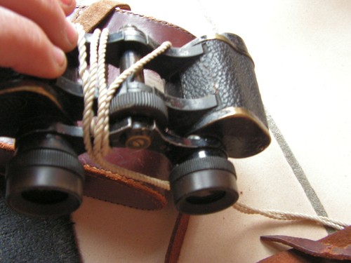 Paire jumelles anciennes - ,
