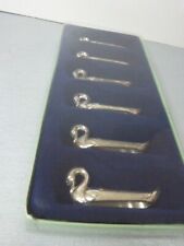6 supports de couteaux forme canards ,cygnes  (smd7)