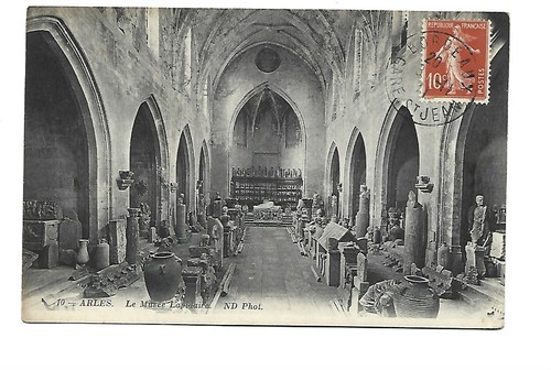 Arles le musee - 13, lapidaire