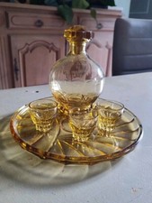 CARAFE + 3 VERRES À LIQUEUR