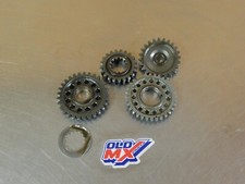 Pignons bas moteur divers