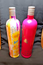 PAIRE DE BOUTEILLES  PUBLICITAIRES SUZE HABILLEES PAR CHRISTIAN LACROIX 2002