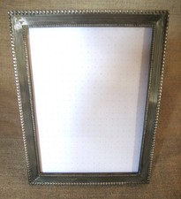 ANCIEN CADRE PHOTO A POSER MÉTAL ARGENTÉ 11,3cm x 15,2cm