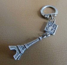 Ancien porte cle métal Tour Eiffel cartouche Souvenir Blason Armes de Paris