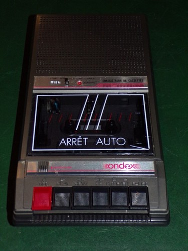 Magnetophone a cassettes - ,