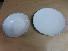 1 saladier + 1 plat ronde semi