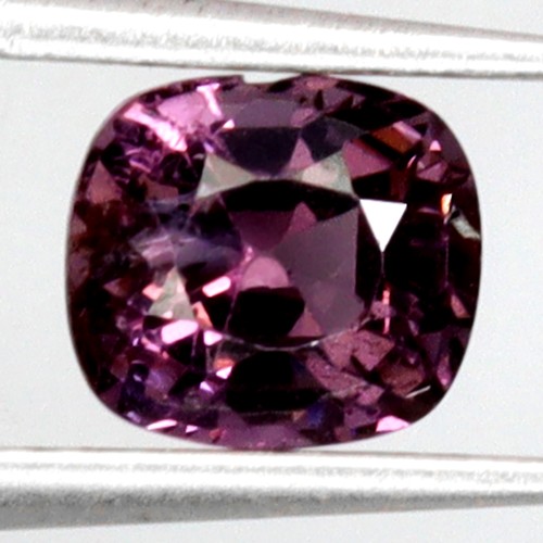 Gemsporium spinelle naturel - spinelle,