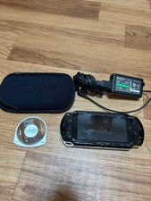 Console Sony PSP avec étui