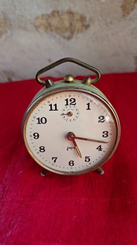 Reveil vintage marque - reveil,