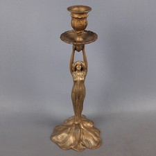 Chandelier Laiton Statue Dame