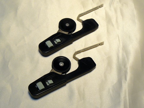 Abaisseurs noirs pour - 2,