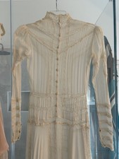 Edwardian / early 1900s style