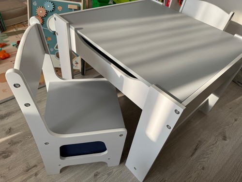 Ensemble table chaise en - chaise,