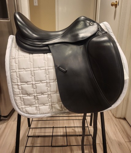 Prestige helen dressage - 17", x