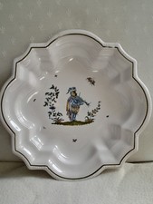 Assiette plate Bondil à Moustiers EXCELLENT ETAT