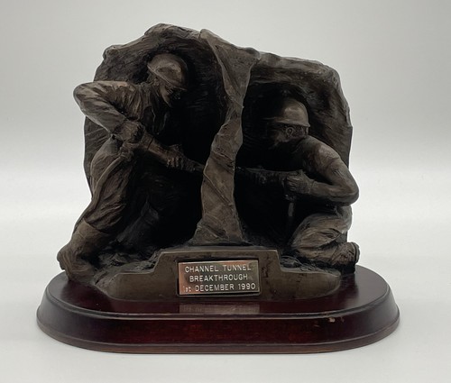 Bronze channel tunnel - bronze,