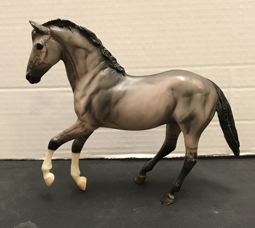 Breyer classics ginger mold - breyer,