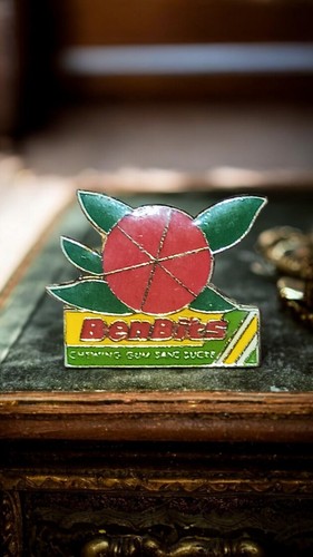 Pin vintage rétro benbits - pin's,