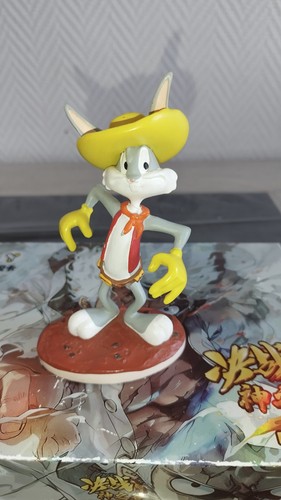 Figurine bugs bunny cow - cow, boy