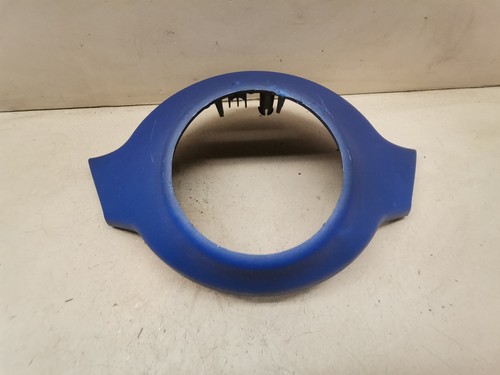 Cache contour volant - cache,