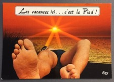Carte Postale Humoristique :  Les vacances ici... c'est le pieds ! (318)