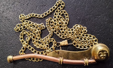 Sifflet de Marin (Bosco Timonier) dans Boîte Bois Couvercle Ancre Laiton (C9)