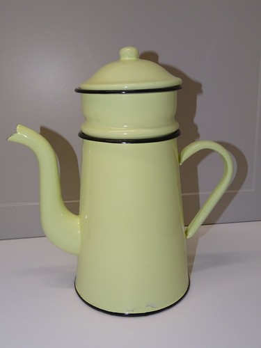 Jolie ancienne cafetiere - -jolie,