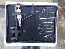 PRIX EN BAISSE pêche mouche : superbe trousse de montage - 10 outils