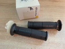 UNE PAIRE DE POIGNEE ORIGINE