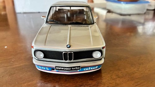 Kyosho bmw 2002 turbo - 1/18,